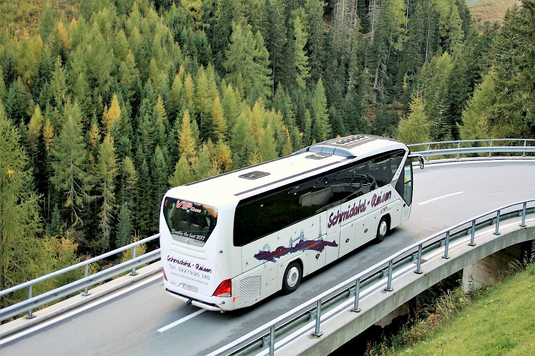 Rules on the motor-coach road.