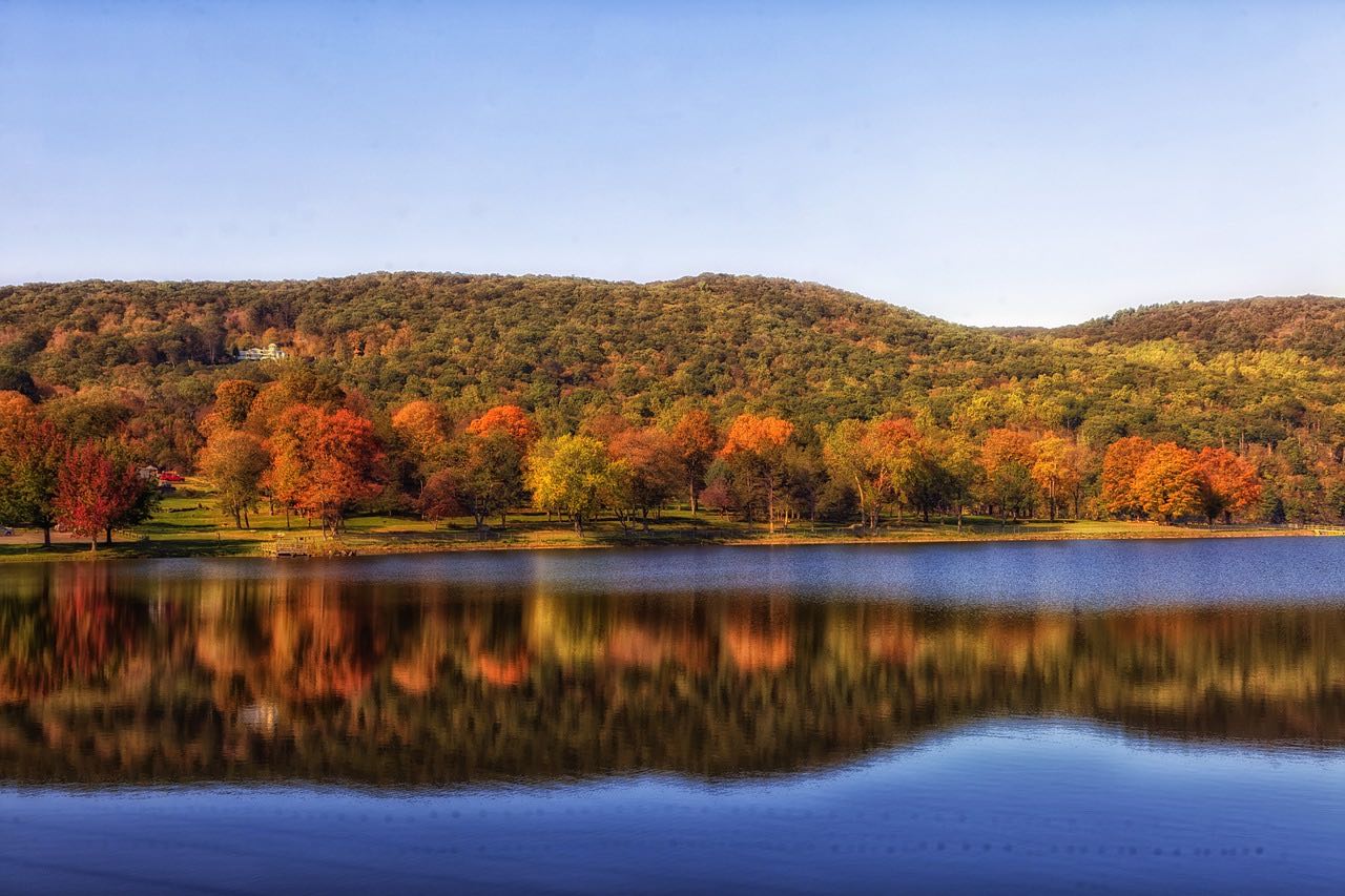 Vibrant fall colors in Litchfield Country, Connecticut.