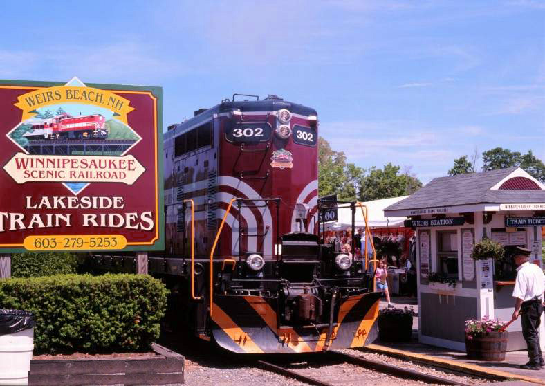 Lake Winnipesaukee Turkey Train