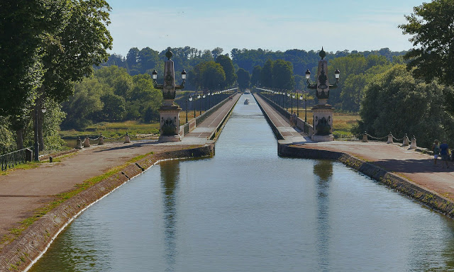 The Briare Aqueduct in Briare, France