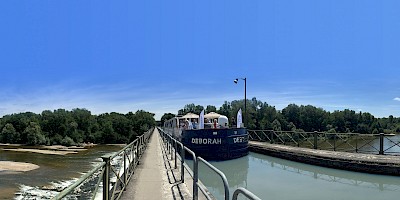 The Briare Aqueduct